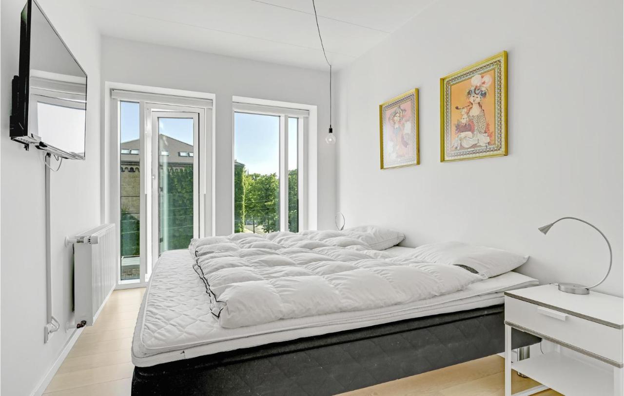 Gorgeous Apartment In Aarhus C With Wifi Экстерьер фото